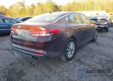 2018 Kia Optima Lx z USA, uszkodzony, nr VIN 5XXGT4L32JG252531